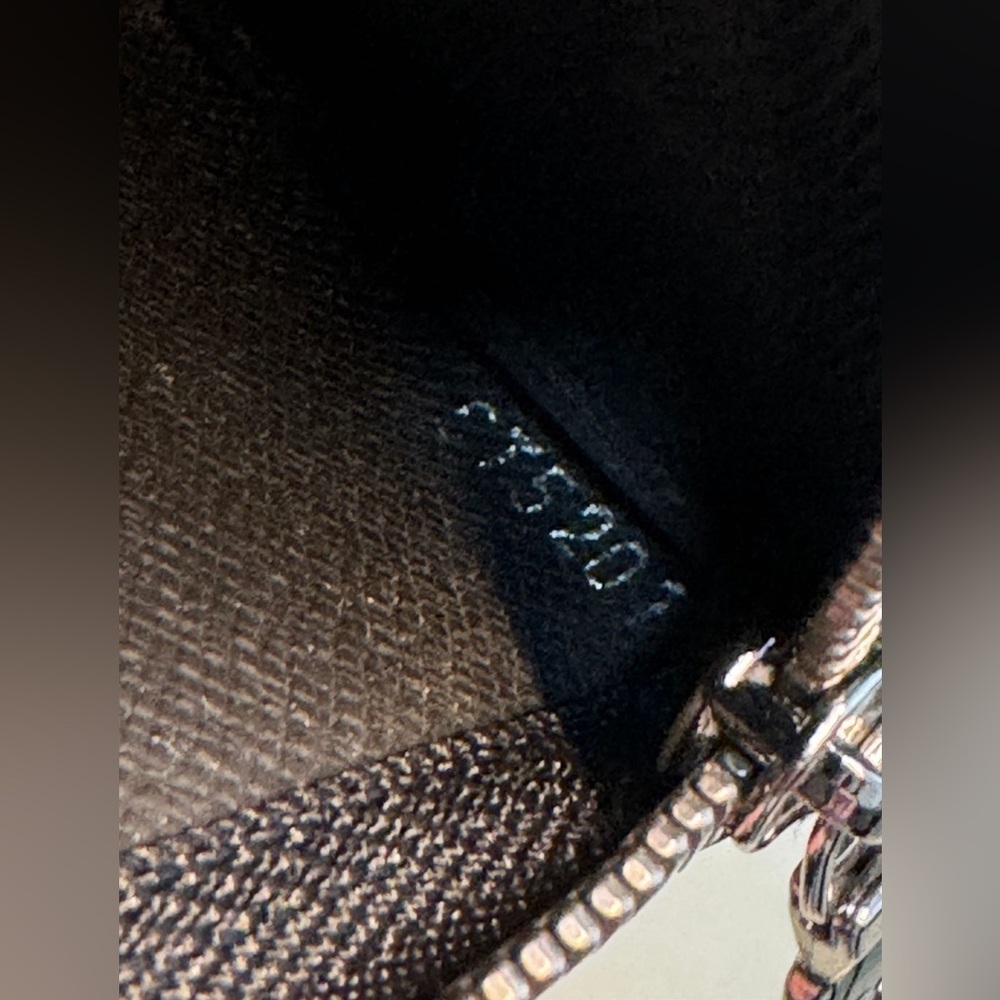 Louis Vuitton Key/Coin Pouch - Picture 5 of 5